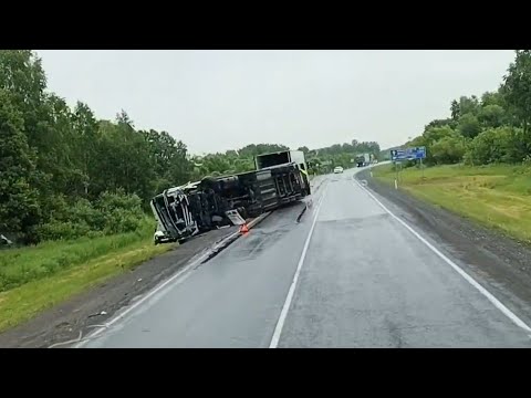 Видео: ФУРА НА БОКУ