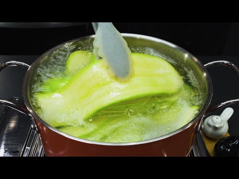 Видео: Просто окуните цукини в кипящую воду – невероятно вкусно и легко!