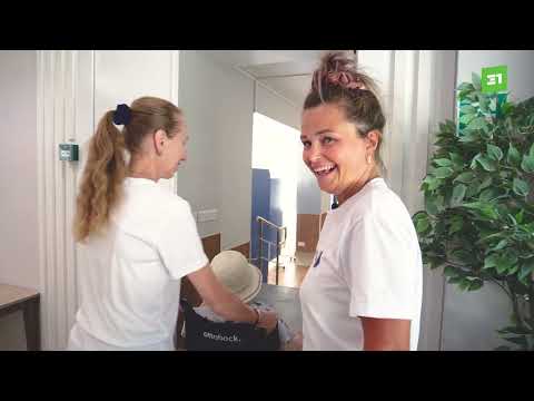 Видео: УСТРОИЛАСЬ НА РАБОТУ СИДЕЛКОЙ // Пансионат и центр восстановительной медицины Опека Челябинск