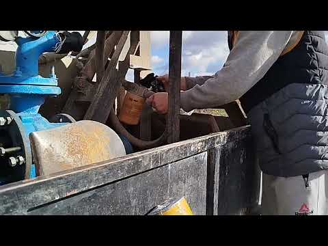 Видео: Гидравлическая буровая установка 