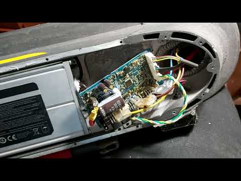 Видео: Замена контакта фазного провода самокат Xiaomi Pro Пайка Подключение контроллера Подгоревший разьем