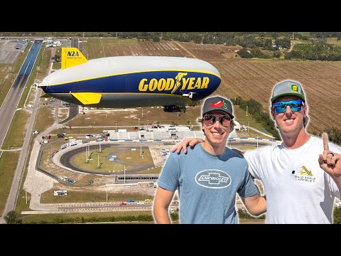 Видео: Водители прибывают на 2,4-часовую гонку LeMullets от Black Rifle Coffee!