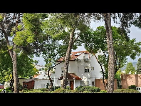Видео: Кармиэль. Старый центр. Улицы Цааль, Савьёним и Ракафот. Район А-Меясдим #израиль #кармиэль