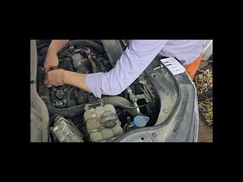 Видео: Замена свечей зажигания  Хавал ф7 1,5л 