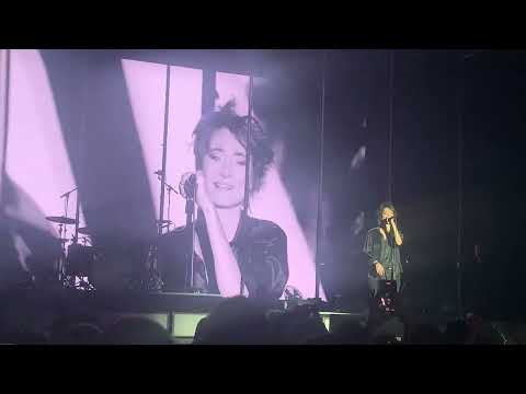 Видео: Земфира - Непошлое (Цюрих, Halle 622, 07.11.2024)