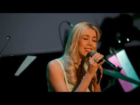 Видео: Илюса Хузина, Эльмир Низамов - Дулкын-дулкын (live)