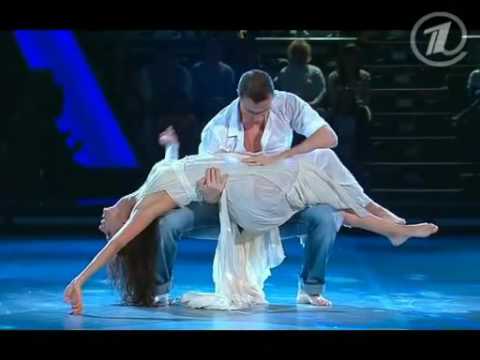 Видео: Зара и Антон Сихарулидзе - Once in The Street (@Лед и пламень, 19.12.2010)