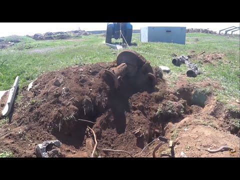 Видео: РАМЫ ТРАКТОРУ ПОМЕХА ! КАК МЫ РВАЛИ МЕТАЛЛ ! Люди ходят по металлу и не знают этого !