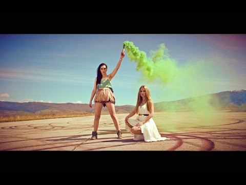 Видео: Сантра feat. Лора Караджова - Усещам още [Official HD Video]