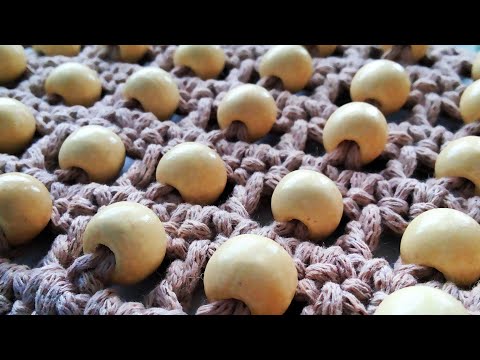 Видео: БУСИНЫ В ИЗДЕЛИИ.