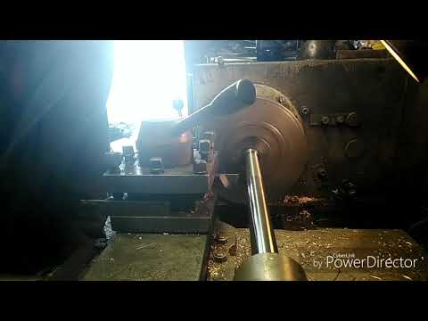 Видео: ремонт тисков точим винт с гайкой