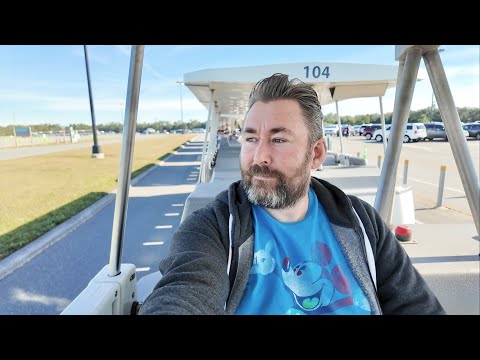 Видео: Идеальный ПУСТОЙ день в Disney Animal Kingdom — прогулка на каждом аттракционе / НОВОЕ шоу «Зверо...