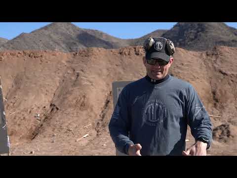 Видео: Несколько выстрелов — Навыки владения пистолетом с Эрнестом Лэнгдоном (#3)