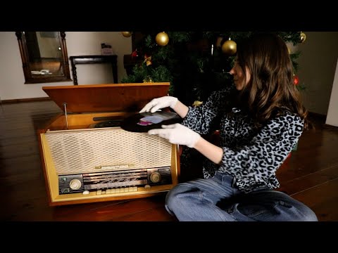 Видео: Праздничная музыка на радиоле «Беларусь–62» | Кристалинская, Шульженко, Брегвадзе, Окуджава