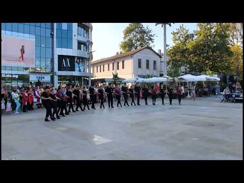 Видео: "Макамлийско хоро" - Фолклорна школа “Огин” - Клубен фолклорен събор  Бургас 2023