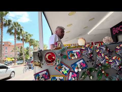 Видео: С папой на рынке. Нашли бассейн и виллы . Испортилась погода.