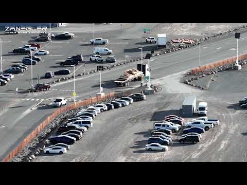 Видео: Tesla Semi Factory Nevada — Странный день на Giga Semi.