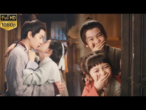 Видео: Сын замышляет развод с мачехой-поваром, путешествующей во времени. Но один её обед делает семью зави