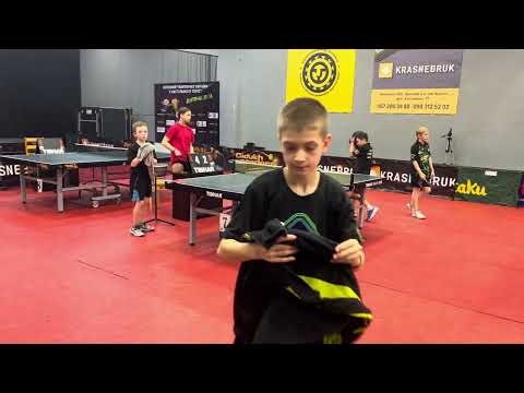 Видео: Настільний теніс. ЧУ серед мінікадетів 2014 р.н. Пари