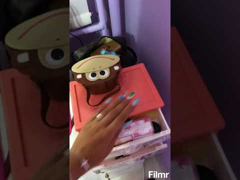 Видео: Какво има на тоалетката ми