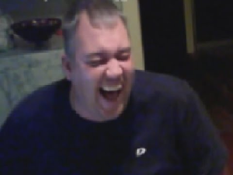 Видео: Володя читает чат