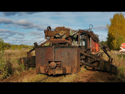 Видео: Railroad Spreader UPS1-46 demonstration / УЖД Путевой струг УПС1-46 в действии