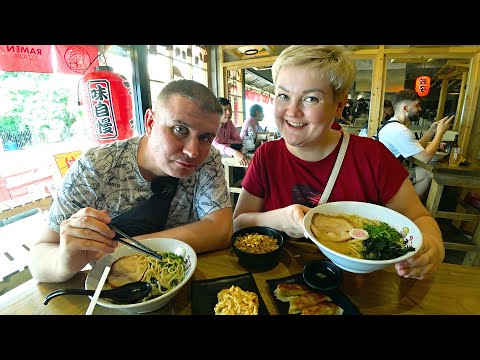 Видео: Мукбанг Вован ОТРЫВАЕТСЯ за вчерашнее и ОБЪЕДАЕТ меня!🍜ДЕШЕВОЕ кафе в Паттайе🥟Лапша РАМЕН, гедзе