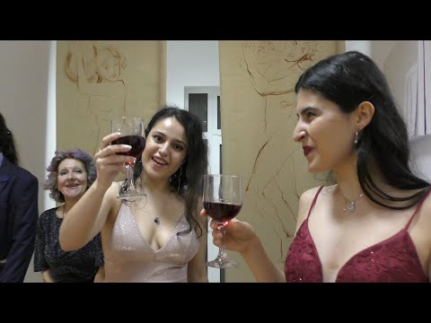 Видео: Празник на виното и любовта