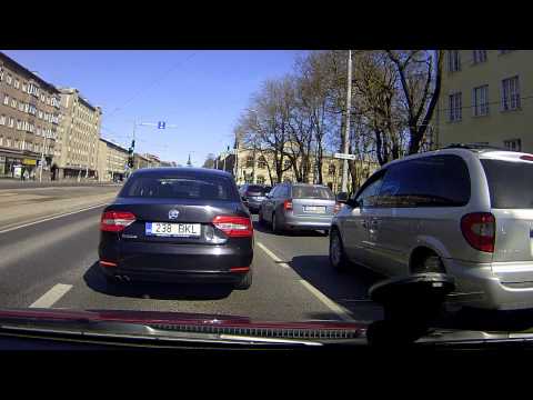 Видео: 25.04.15 Проезд по Pärnu mnt, в сторону центра 1/3