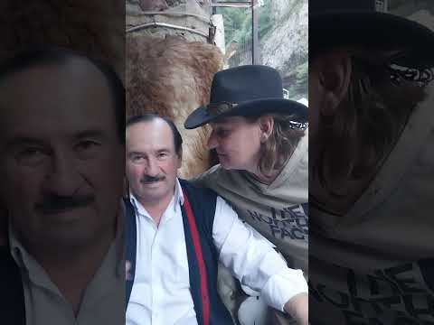 Видео: Ловкость рук и юмор Къурмана Тохаева / Чегемские водопады / КБР