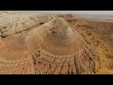 Видео: Заповедник Алтын-Эмель  Поющий бархан