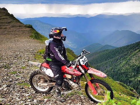 Видео: НЕ ЗАПЛАНИРОВАННАЯ НОЧЕВКА В ГОРАХ ХАМАР-ДАБАНА. ДОРОГА НА ПИК БОСАН. ЧАСТЬ 1.