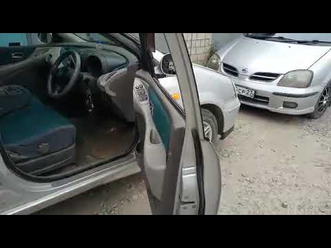 Видео: Полный обзор на Nissan-Tino 2000г все плюсы и минусы.