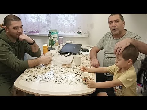 Видео: Жизнь Пенсионеров Любимая еда Дани/ ХОЖДЕНИЕ ПО МУКАМ в 2024 году Продолжаются!ПФР Просто ДОСТАЛ!!!