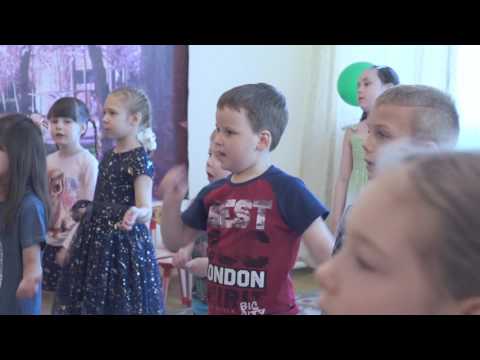 Видео: Один день из жизни сада Жук 2017