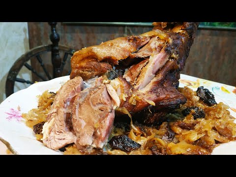 Видео: РУЛЬКА ЗАПЕЧЁННАЯ С КВАШЕНОЙ КАПУСТОЙ В ИМБИРНОМ МАРИНАДЕ