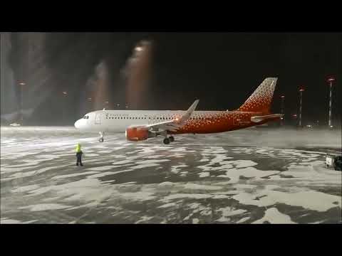 Видео: Boeing 737-800 Взлет из Челябинска (Баландино, CEK) / Take off from Chelyabinsk (Balandino, CEK)