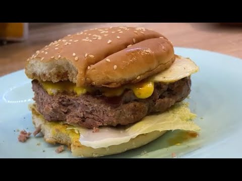 Видео: Готовим бургер ночью 