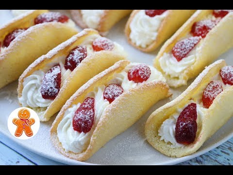 Видео: Бисквитные Пирожные с Клубникой ✧ Omelet Cake (English Subtitles)