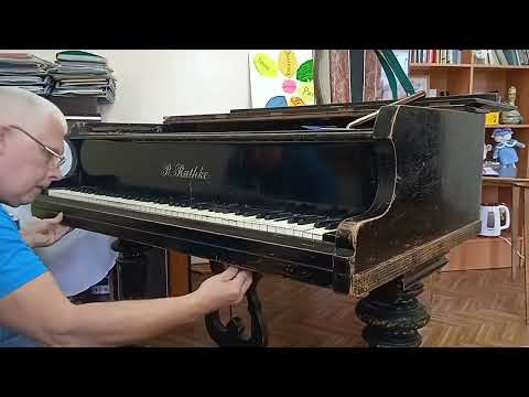 Видео: Мелкий ремонт и настройка старого рояля Rathke.