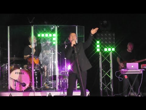 Видео: Стас Пьеха - Листы календаря