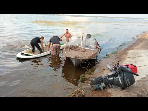Видео: Поиск и подъем затонувшей лодки “Пингвин” река Волга