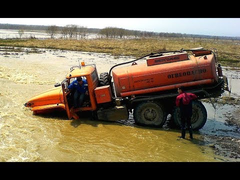 Видео: ДОРОГИ ? Не не Слышал ... Дороги севера, Бездорожье (Крайний север) #1