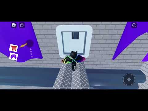 Видео: Я убежала от злобного деда!!!#roblox