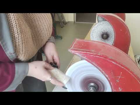 Видео: Резьба по кости. (Мастер-класс)