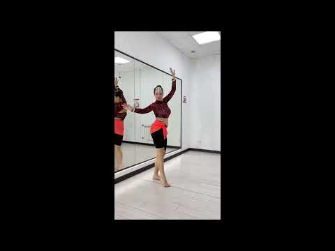 Видео: Разбор восточного танца для любителей и продолжающих.