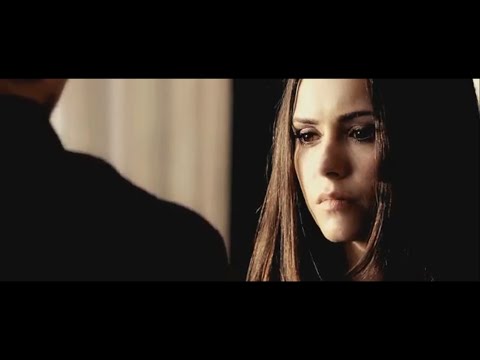 Видео: Деймон & Елена - "Не Кричи"
