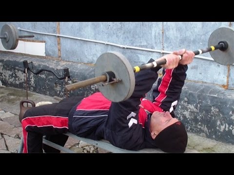 Видео: Как накачать трицепс