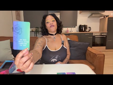 Видео: ТЫ ЗАБЕРИ ЕГО ОТ БОЛЬ! ОН ТЕБЯ ЛЮБИТ, ЭТО ТОЧНО!😍💕