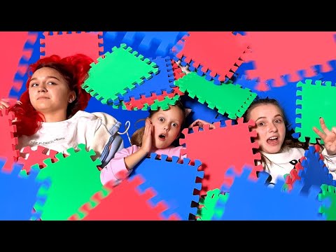 Видео: ГИГАНТСКАЯ ИГРА с Заданиями! Дойдут ли девочки до финиша?